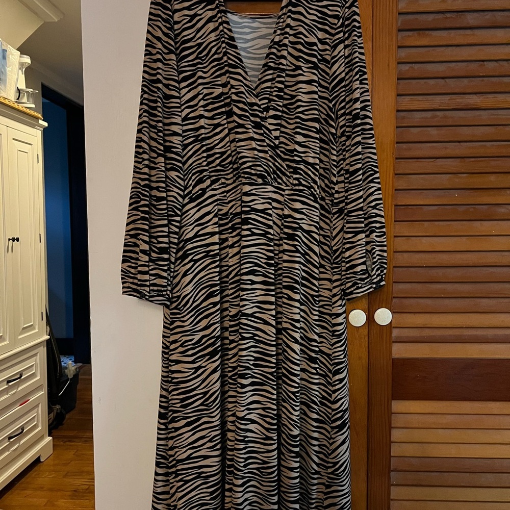 Ann Taylor Loft Plus Size Animal Print Dress
